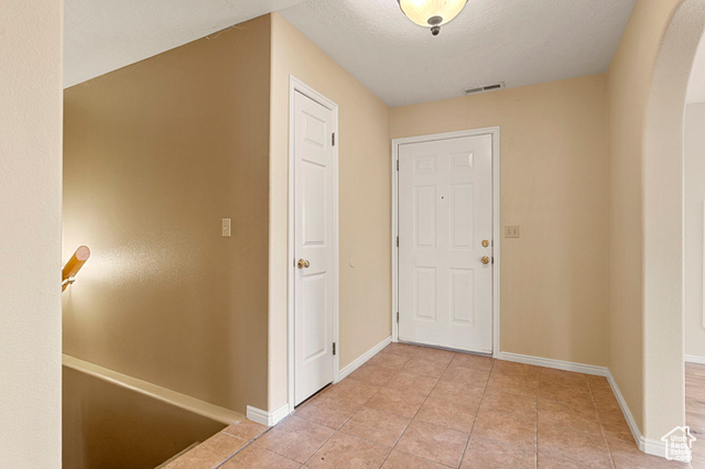 Photo 4 for MLS #2107895 at 439 E Paintbrush Way