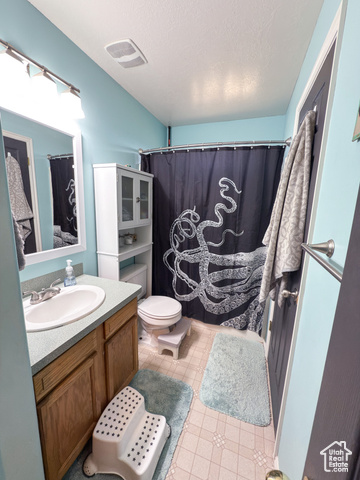 Photo 13 for MLS #2107906 at 2815 W 2435 South
