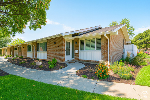 862 E THREE FOUNTAINS DR #208, Murray UT 84107