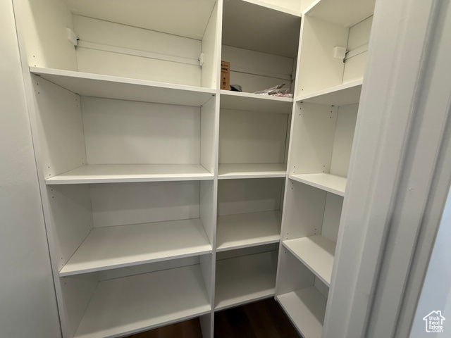 Photo 4 for MLS #2107948 at 3369 S 1010 West