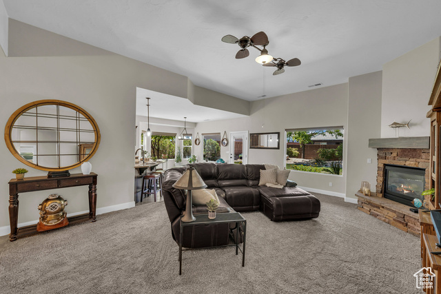 Photo 3 for MLS #2107953 at 2526 S Gritton St