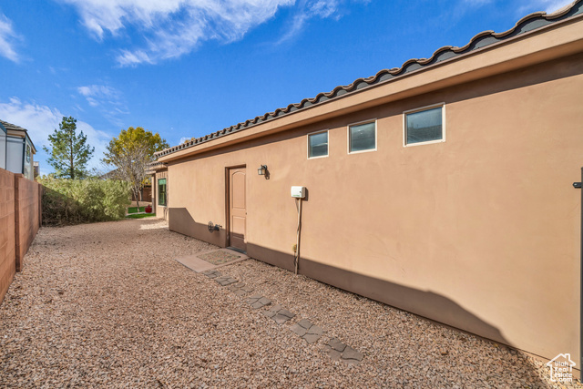 Photo 32 for MLS #2107953 at 2526 S Gritton St