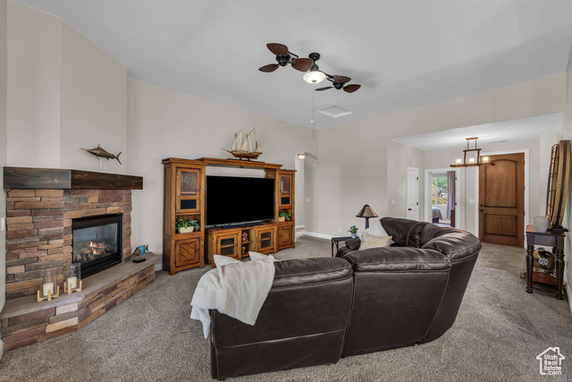 Photo 9 for MLS #2107953 at 2526 S Gritton St