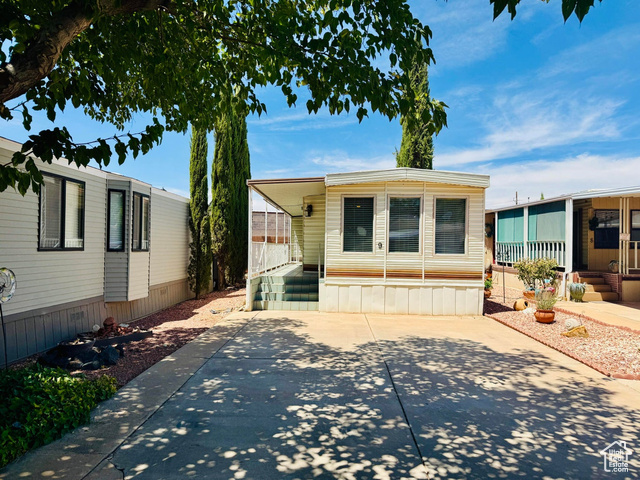 Photo 11 for MLS #2107972 at 1160 E Telegraph #9