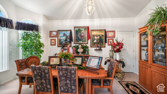 Photo 7 for MLS #2107982 at 69 E Wildflower Ct