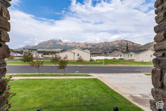 Photo 4 for MLS #2107990 at 887 E 1800 North