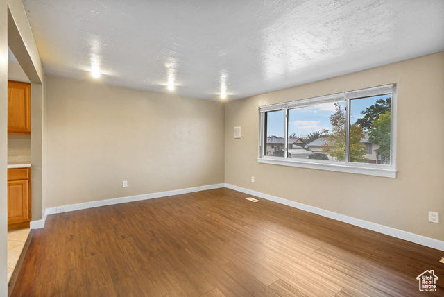 Photo 7 for MLS #2107992 at 6622 S Georgia Dr