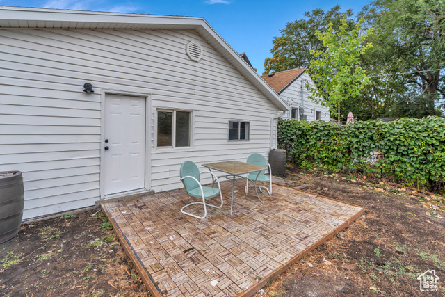 Photo 20 for MLS #2107993 at 653 E Hollywood Ave