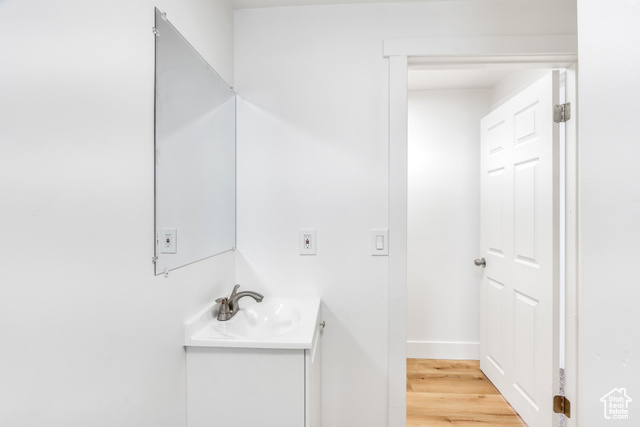 Photo 14 for MLS #2107993 at 653 E Hollywood Ave