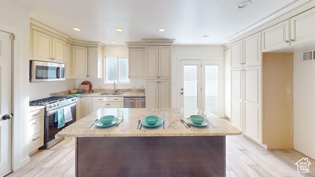 Photo 8 for MLS #2108011 at 380 S 1500 West