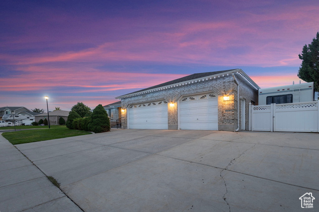 Photo 3 for MLS #2108018 at 5235 W Rancho Vista Ln