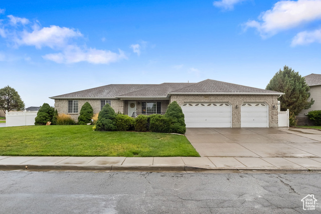 Photo 4 for MLS #2108018 at 5235 W Rancho Vista Ln