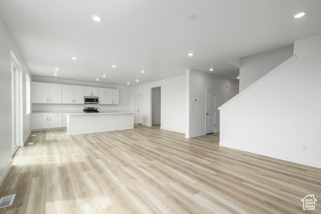Photo 4 for MLS #2108028 at 6057 W Garnet Grove Way #227