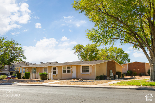 Photo 19 for MLS #2108038 at 600 N 2450 East #1003