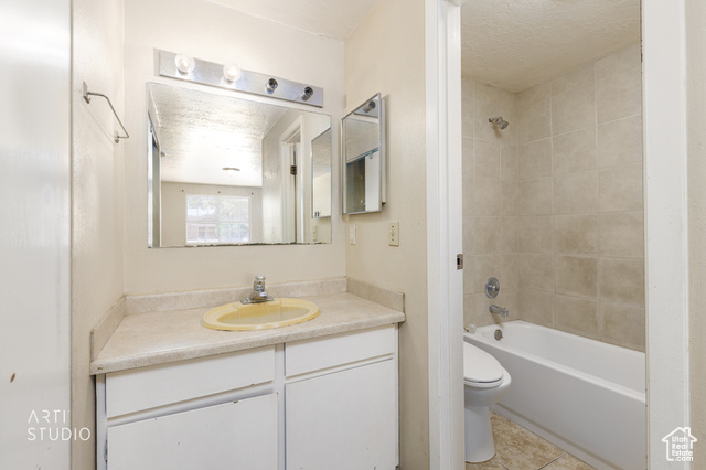 Photo 8 for MLS #2108038 at 600 N 2450 East #1003