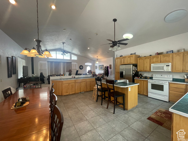 Photo 5 for MLS #2108057 at 796 S Spruce Dr #26