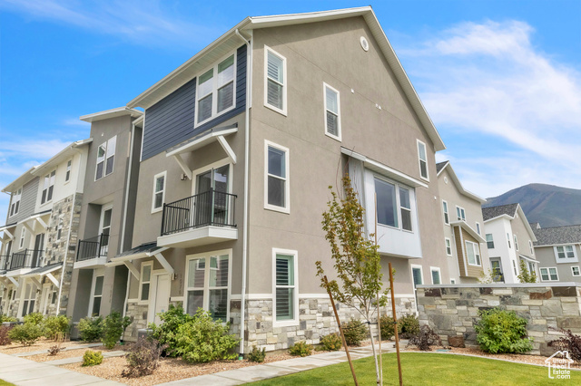 MLS #2108060 - 1076 S 2760 East