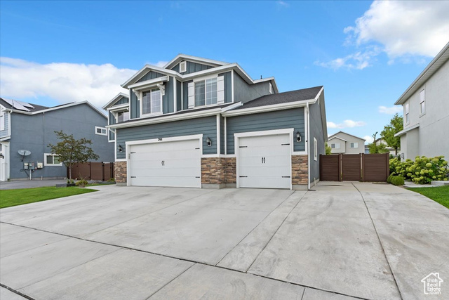 Photo 2 for MLS #2108075 at 298 N 360 East