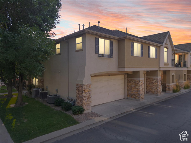 6788 S VALENCE LN, West Jordan UT 84084