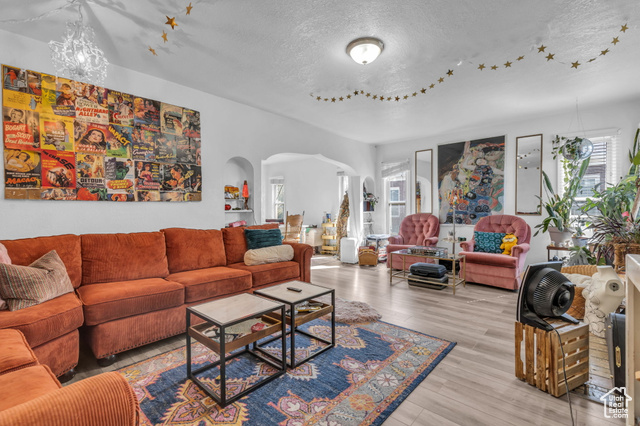 Photo 10 for MLS #2108087 at 363 S 900 West
