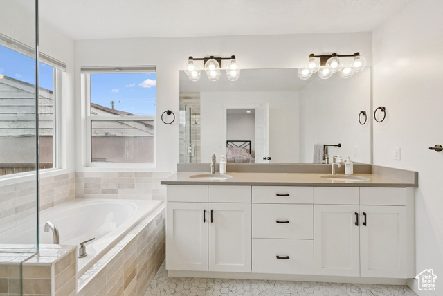 Photo 21 for MLS #2108112 at 1736 W Drake Ln #1