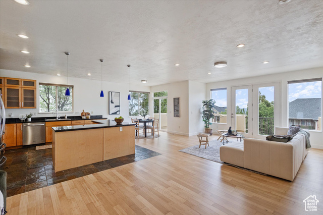 Photo 4 for MLS #2108128 at 442 E Brew Rd