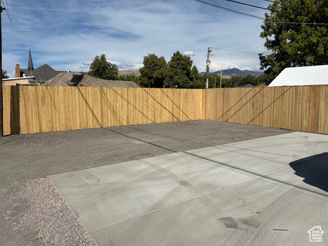 Photo 25 for MLS #2108129 at 916 W 500 South