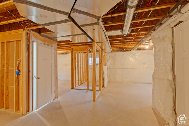 Photo 36 for MLS #2108139 at 393 N 400 West