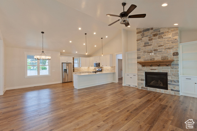 Photo 8 for MLS #2108139 at 393 N 400 West