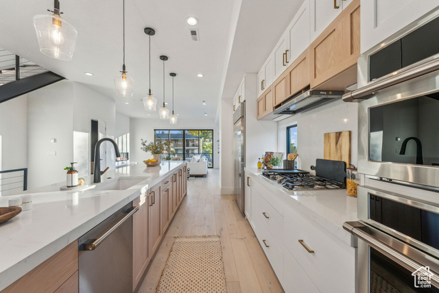 Photo 11 for MLS #2108154 at 860 E 3rd Ave #6