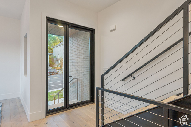 Photo 8 for MLS #2108154 at 860 E 3rd Ave #6