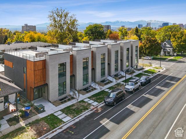 Photo 41 for MLS #2108154 at 860 E 3rd Ave #6