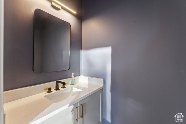 Photo 21 for MLS #2108154 at 860 E 3rd Ave #6