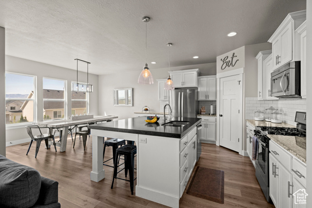 Photo 13 for MLS #2108165 at 701 W 4050 North