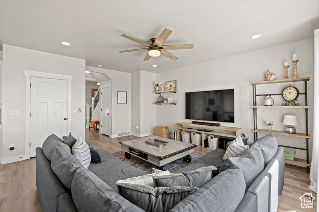 Photo 6 for MLS #2108165 at 701 W 4050 North