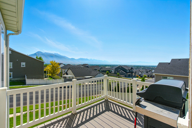 Photo 32 for MLS #2108165 at 701 W 4050 North