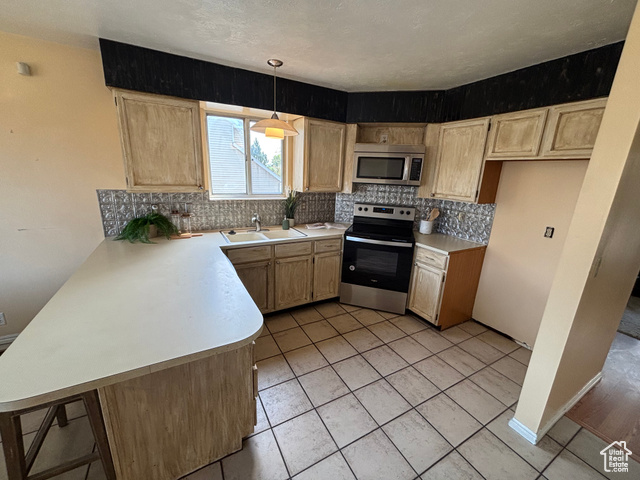 Photo 3 for MLS #2108177 at 4946 W Pawnee Dr