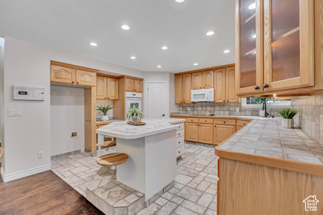 Photo 10 for MLS #2108186 at 1438 N 400 West