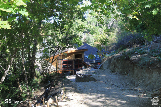 Photo 7 - 2950 E Hillsden Dr, Holladay UT 84117