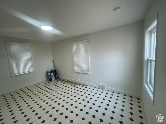 Photo 10 for MLS #2108203 at 320 N 100 East