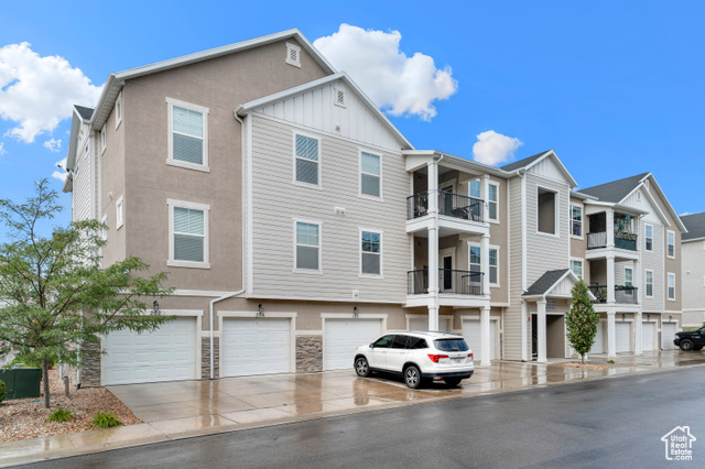 Photo 18 for MLS #2108207 at 13228 S Dominica Ln #202