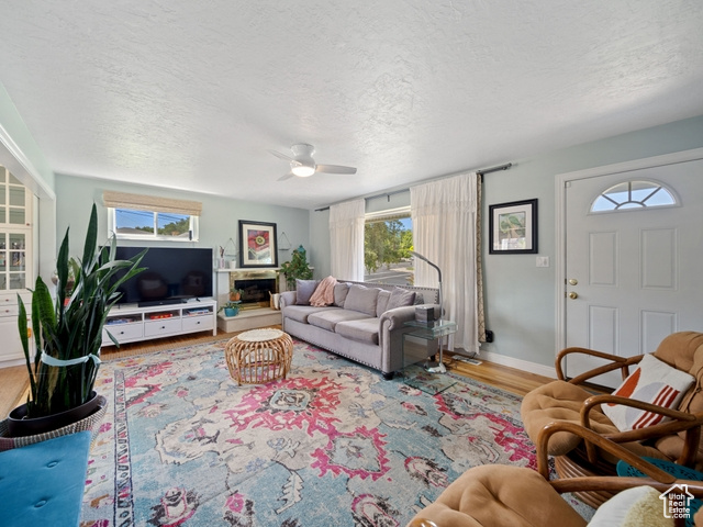Photo 7 for MLS #2108226 at 5597 S Hillside Dr