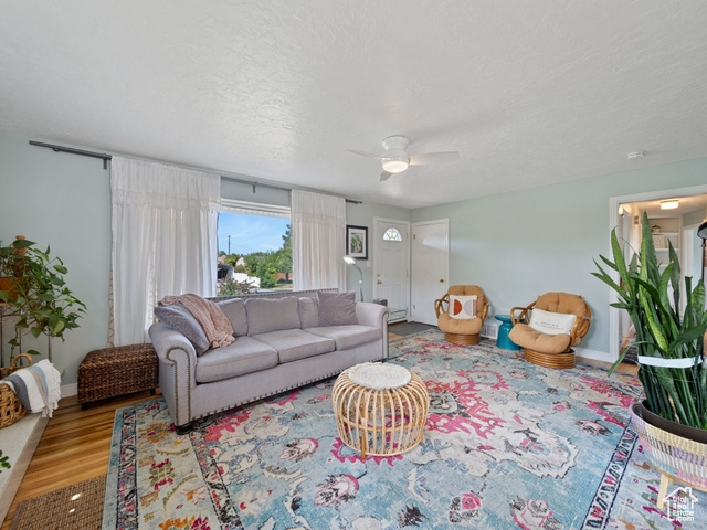 Photo 9 for MLS #2108226 at 5597 S Hillside Dr