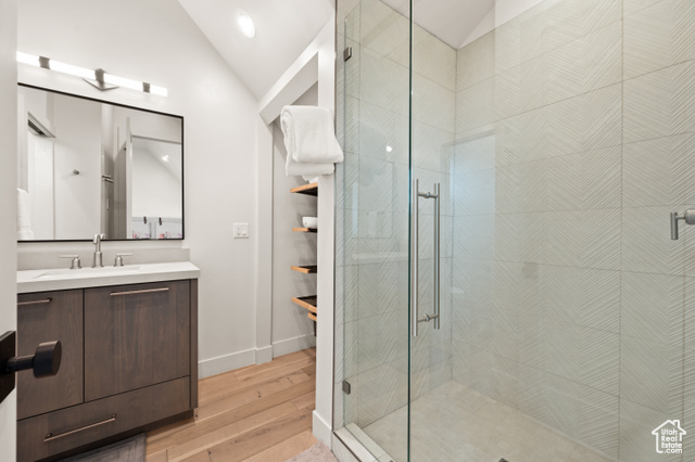 Photo 35 for MLS #2108227 at 1252 Rothwell Rd
