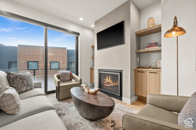 Photo 17 for MLS #2108227 at 1252 Rothwell Rd