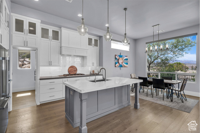 Photo 20 for MLS #2108230 at 284 W Sir Monte Dr