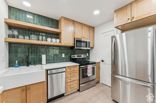 Photo 6 for MLS #2108236 at 2025 Canyons Resort Dr #R1