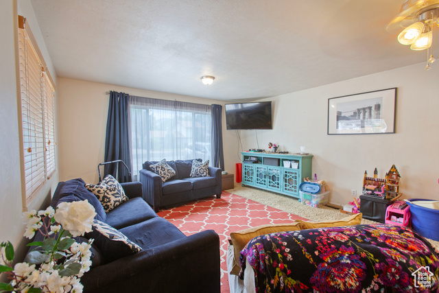 Photo 4 for MLS #2108240 at 375 N 100 East
