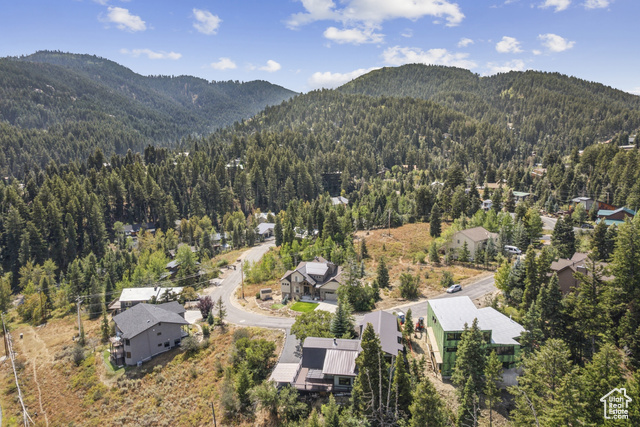 Photo 2 for MLS #2108247 at 355 Woodland Dr