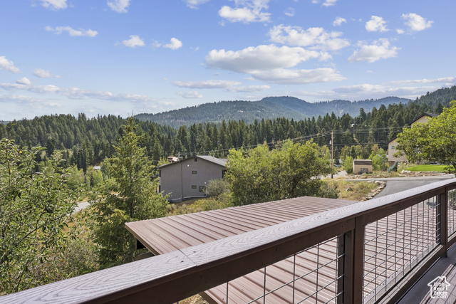 Photo 28 for MLS #2108247 at 355 Woodland Dr